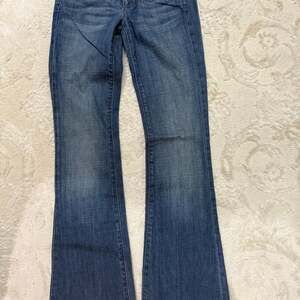 Joe's Jeans Women's Blue Denim Distressed‎ Jeans